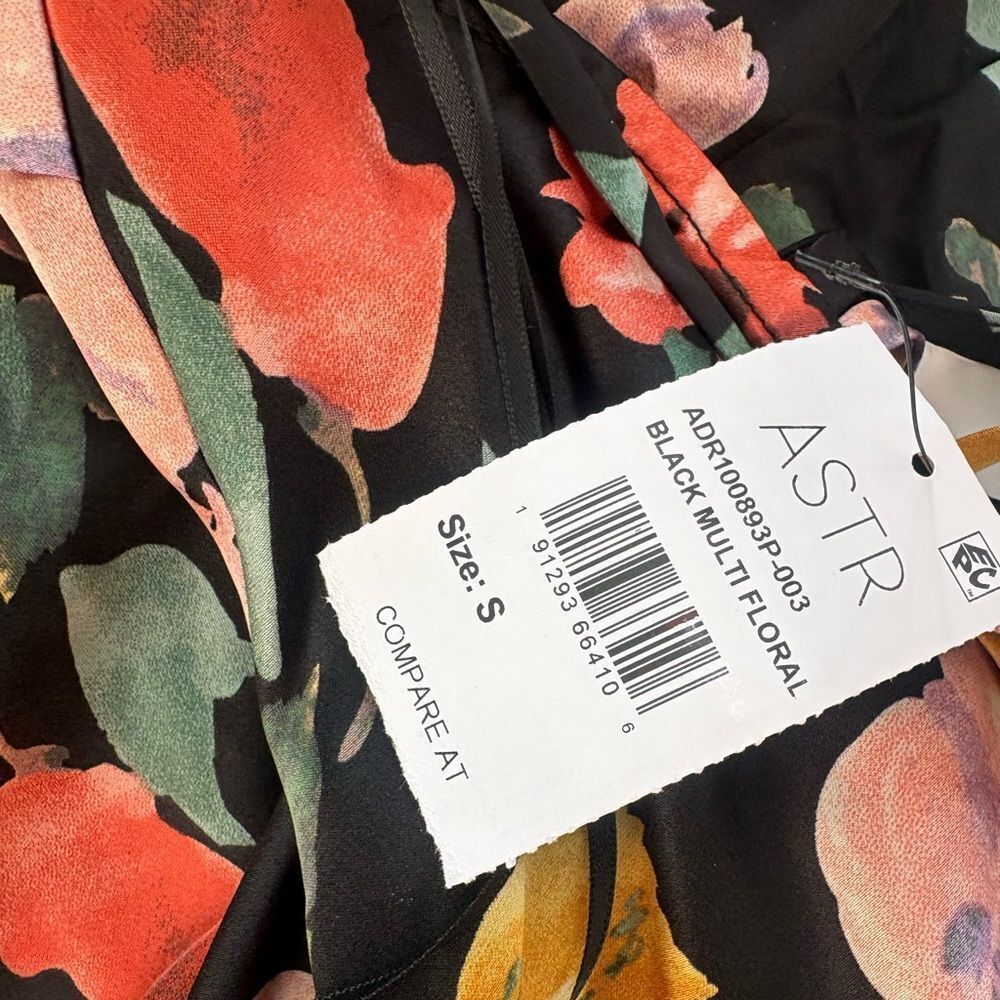 ASTR tne Label Crow Neck Slip dress NWT $138 - Picture 3 of 3